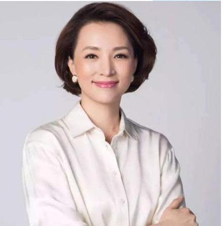 董卿|主持一姐董卿彻底“翻车”，秘密被曝光，十几年好形象直接崩塌