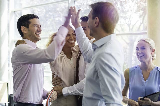 ：如何与同事和睦相处？才能不被人排斥，并得到工作上的支持