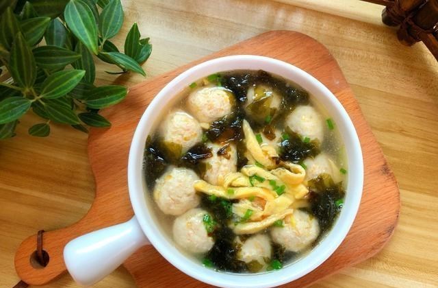 紫菜|夏天，女儿就好这一口，三天两头吃一次，低脂饱腹，解馋又减脂