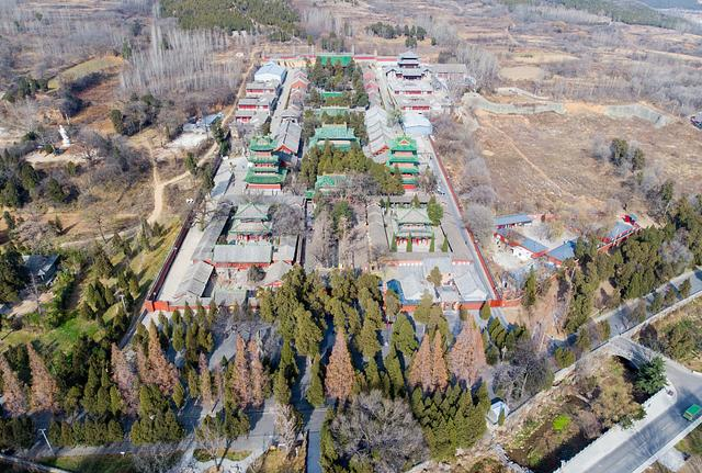 黄鹤楼|中国“最坑”的五个景点，去过三个的表示同情，暑期出游可长点心