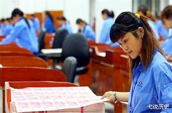 银行|100吨一元和1吨一百元，哪个更值钱？这道题没几个人能做对