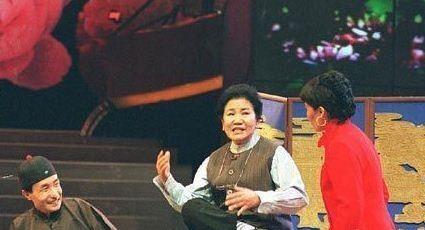 赵丽蓉|赵丽蓉：一婚生两2子丧夫，再嫁小叔生2子再守寡，死前要求安乐死