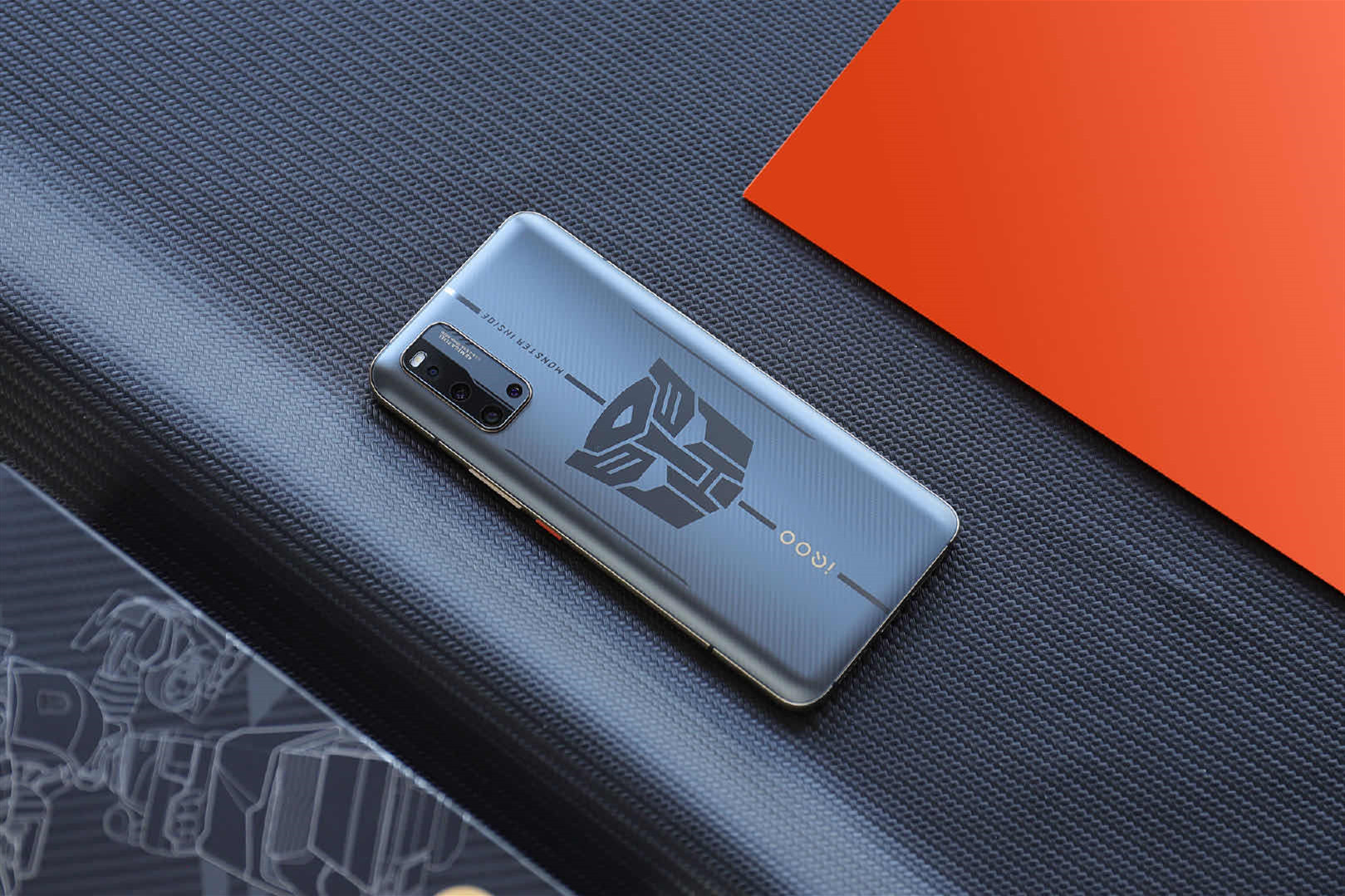 卢伟冰@iQOO Z1深度体验报告：一个把卢伟冰“打懵”的“狠角色”！