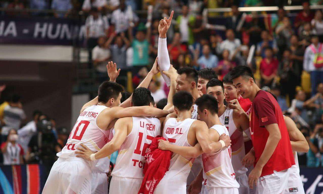 『易建联』亚洲篮球谁才是第一人?如果说阿联排第二,那么没人敢排第一!