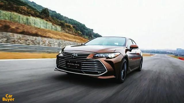 君越|君越VS亚洲龙：比空间、气场、质感，谁是B级车最高“绝对值”