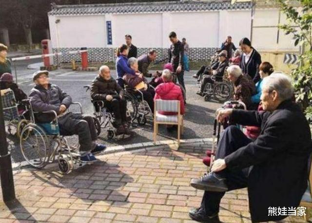 #抱团养老#“新型养老”火了，不去养老院也不拖累子女，网友：以后这样过