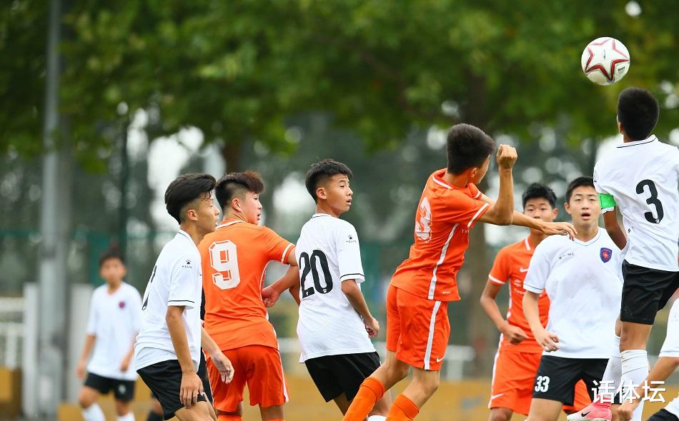 广州恒大|足协最头疼的7人：恒大、鲁能的选择，被崔康熙一语道破，谁最尴尬？