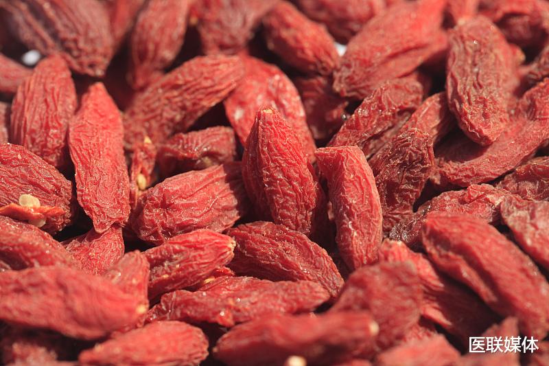 『肝脏』阳气不足就得补！这3种补阳法，或许能让你“心满意足”