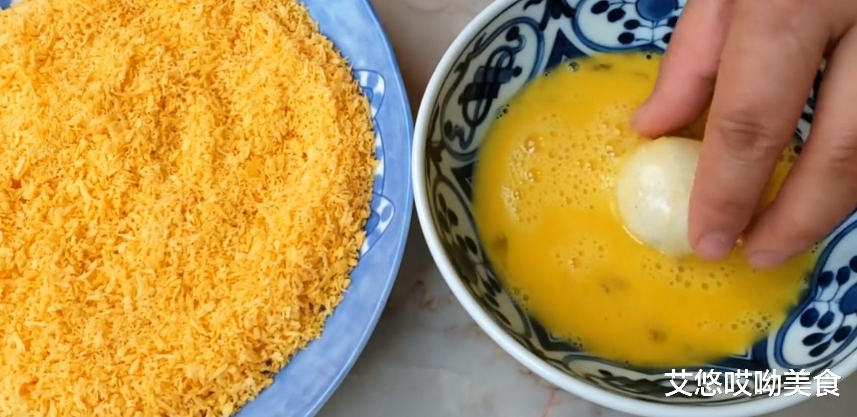 土豆▲土豆还炒着吃？教你土豆新做法，拉丝软糯，个个酥软