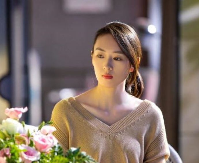 宋佳|《三十而已》刚播完，又一职场女性剧来了，宋佳成翻版“顾佳”