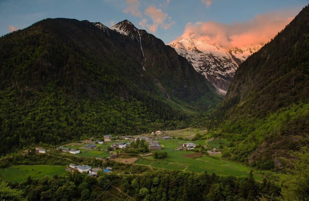 [梅里雪山]天堂在左，雨崩在右