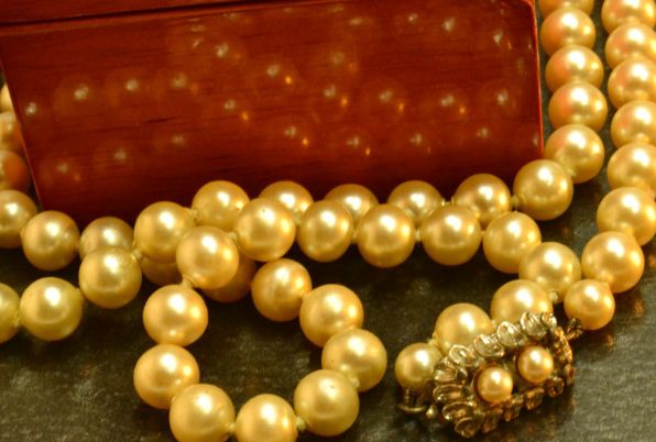 占卜|占卜：选一款珍珠项链，测出你在哪些方面最令异性着迷！