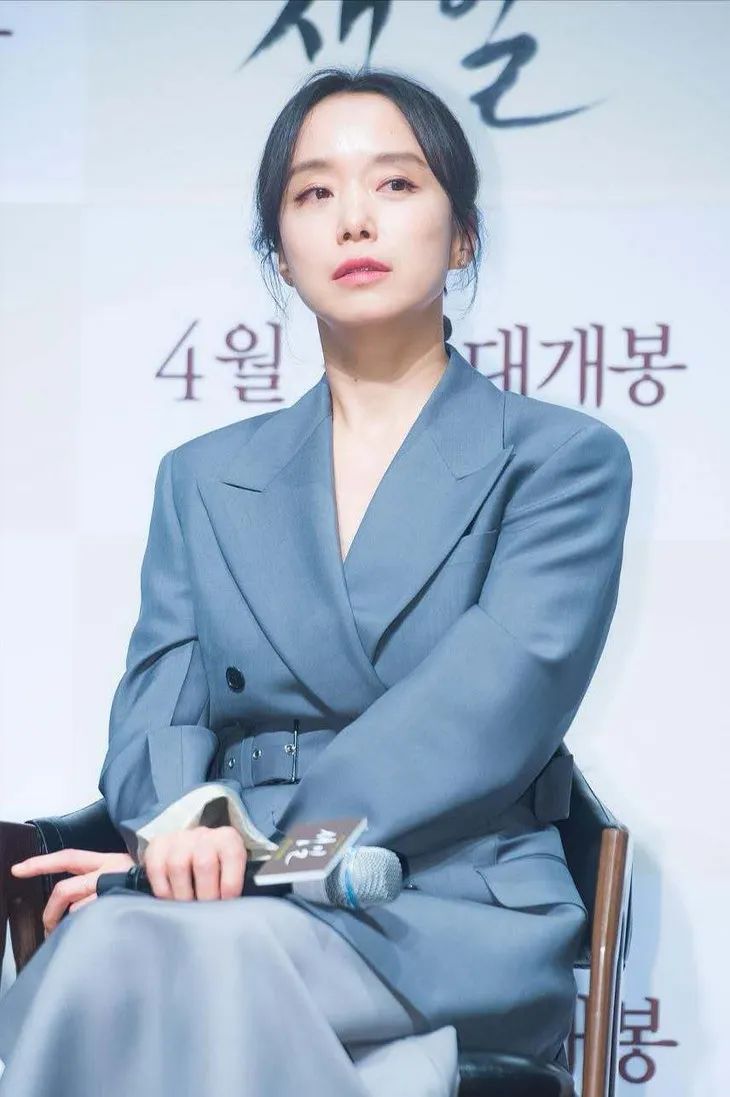 『全度妍』时髦办 | 南韩影坛第一姐，终于又要下凡演电视剧了！