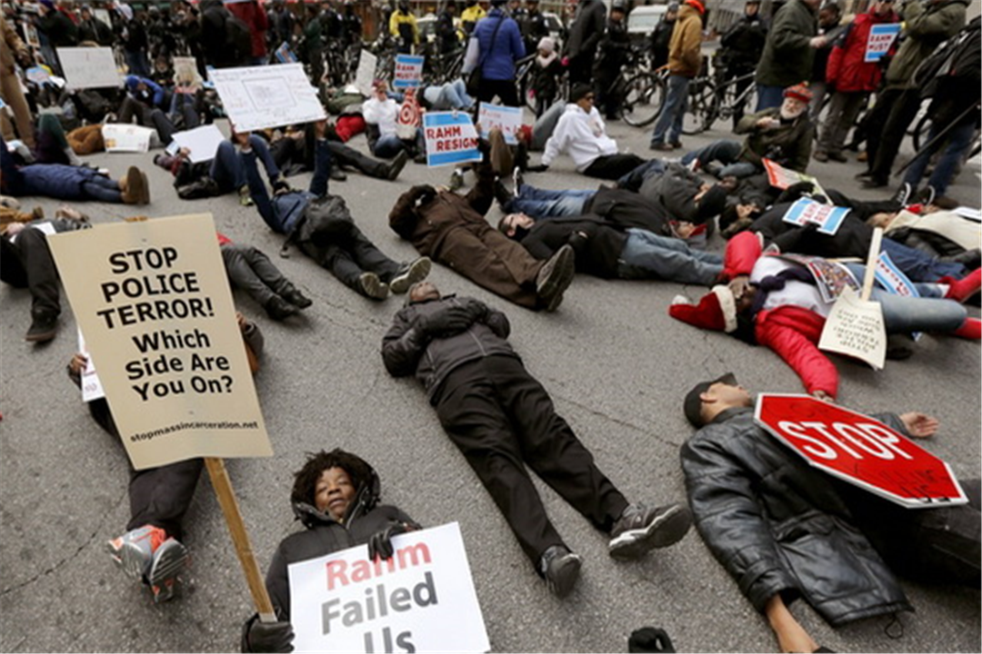 『留学生』终究蔓延到亚洲！黑人留学生入境检查拒不配合：你们这是歧视！