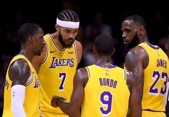 湖人队■一夜3签约!湖人官宣喜讯,萧华再获力挺,詹姆斯正式回应!