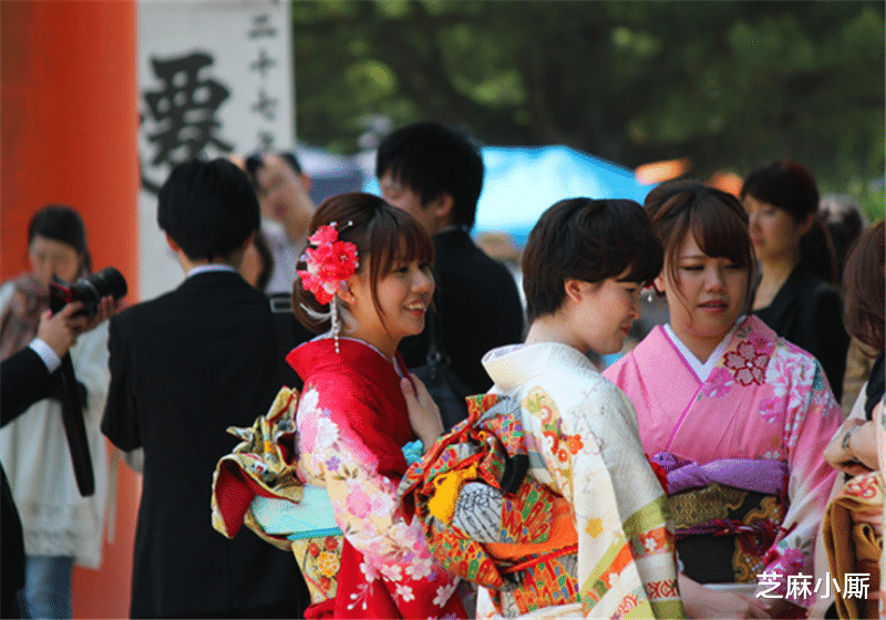 日本旅游|日本旅游时遇到美女向你“弯手指”，一定要离开，不然追悔莫及