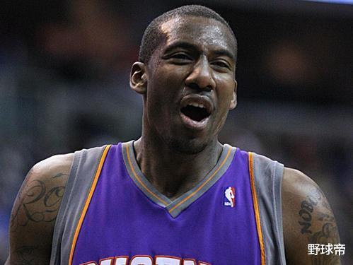 「布泽尔」姚明生涯最高41分22板7助8帽，那小斯和布泽尔呢？人比人，气死人!