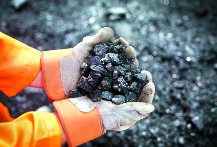 铁矿石 果断下达出口“禁令”，一颗矿石也不卖？中方：墙头草真令人讨厌