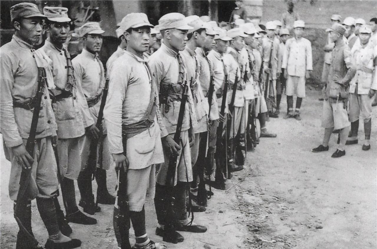 李云龙|亮剑中，为何程瞎子被授中将，而晋西北铁三角仅授少将