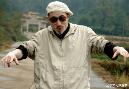 [仙剑奇侠传三]有一种“整容”叫仙剑3的赵无延，如今戴上墨镜，帅到不敢认！