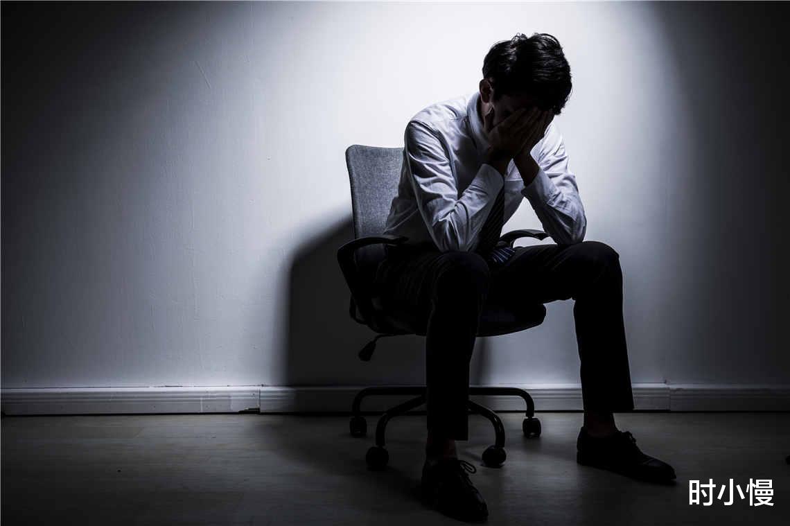 离职|工作卖力却被迫离职，溜须拍马直接升职，职场人事真相很现实