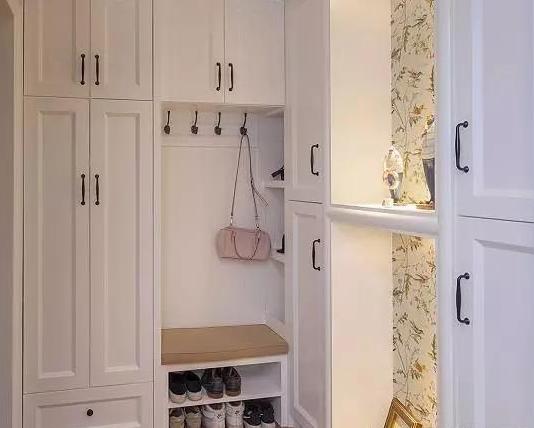 |一个过来人的哭诉：都说鞋柜底部留空好，入住后却发现全是坑！