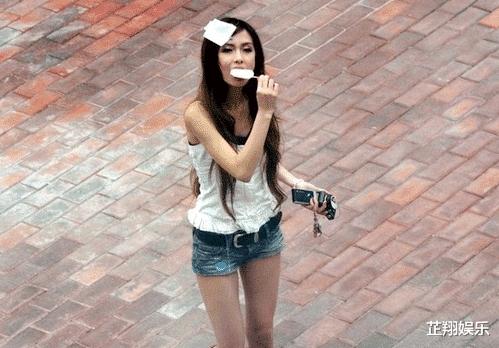 Angelababy:杨颖18岁在日本的照片曝光,网友:黄晓明看了绝对要后悔了