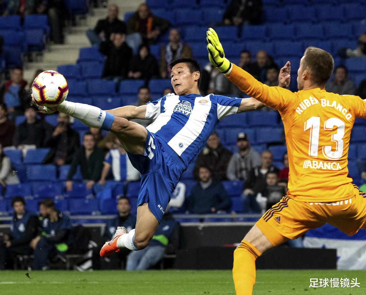 武磊■下午17点！曝欧洲13冠豪门同狼队抢武磊，土媒：可成球队印钞机