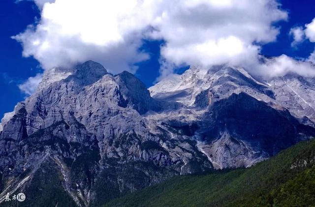 「生肖」5月中旬大奖横财扎堆来，10天内钞票如雨，捡钱捡到手抽筋3生肖