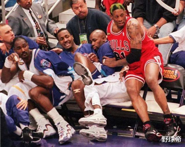 罗德曼:0分28篮板,10分34篮板,毫无得分能力?他能得分,只是没必要!