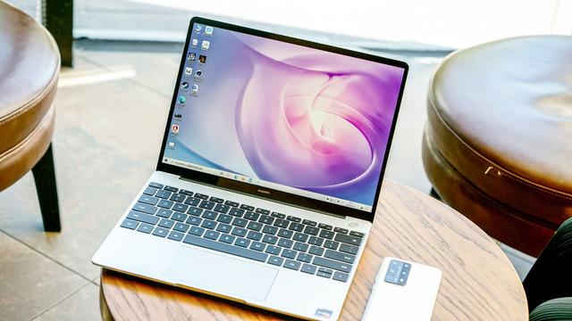 USB|华为MateBook 13测评,7nm锐龙R7,40W火力全开