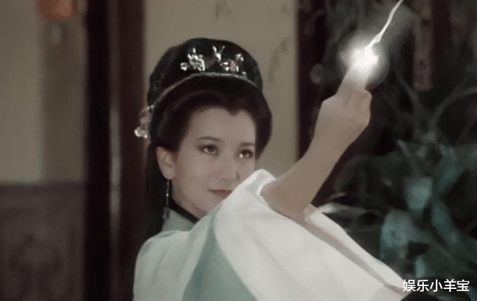 『新白娘子传奇』投资千万的《新白娘子传奇》本想让徐克做特效，却被500万只够拍3集吓跑