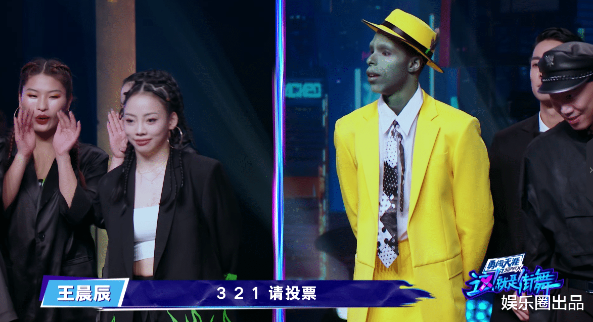 斗舞|布布晋级总决赛引热议,与KK斗舞胜之不武,节目组控制比分太明显