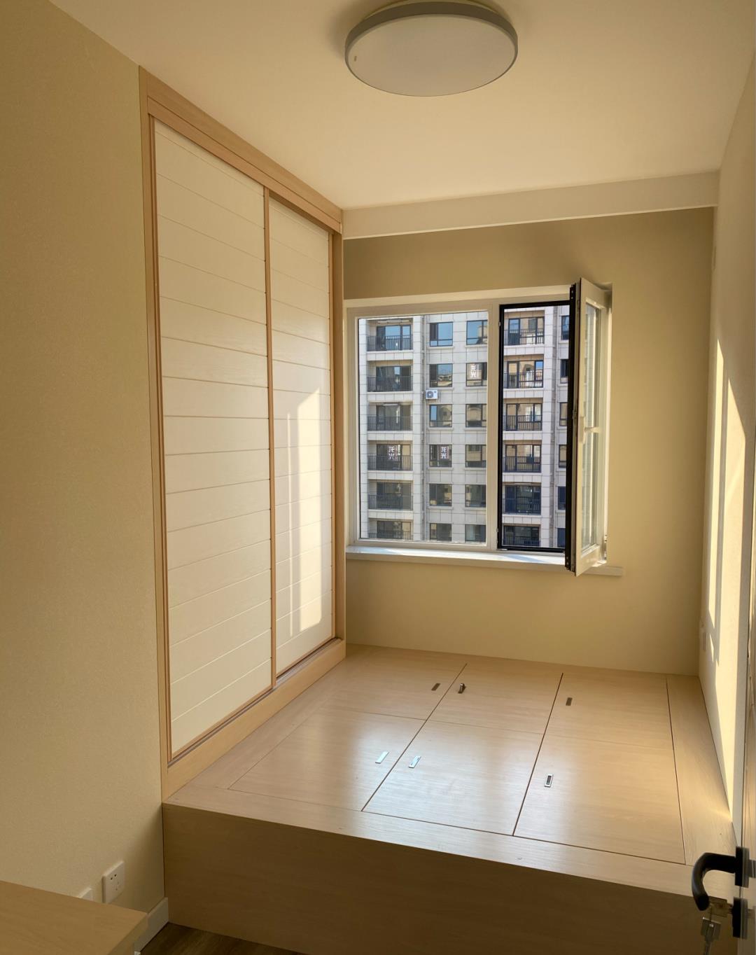 |79平新房,超出预算2万才装修完工,全屋简约耐看不压抑,很满意