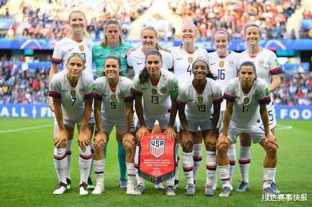足协：要求与男足同工同薪水遭拒！世界霸主美国女足获总统候选人支持