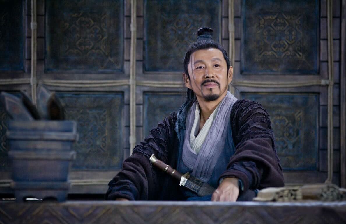 [电影]中国最贵的“老戏骨”，38年获33个影帝，为了一个广告至今自责！