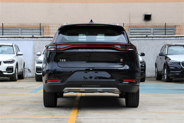 比亚迪唐|国产又一“标杆”,起步2.0T+6AT带七座,12万开出42万气场