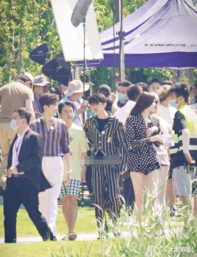 「最强大脑」张翰蔡徐坤在《跑男》同框，1cm身高差亮了：没人谎报我真不信