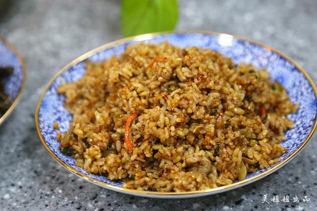[腊肉]这种食物是“催老剂”，厨师从不让家属吃，劝你再想吃也要忍住