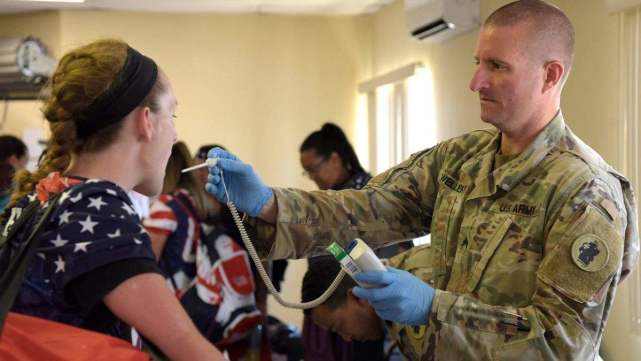 「四川省」五角大楼又传噩耗!航母还没打仗就惨遭趴窝,5000海军全部禁足