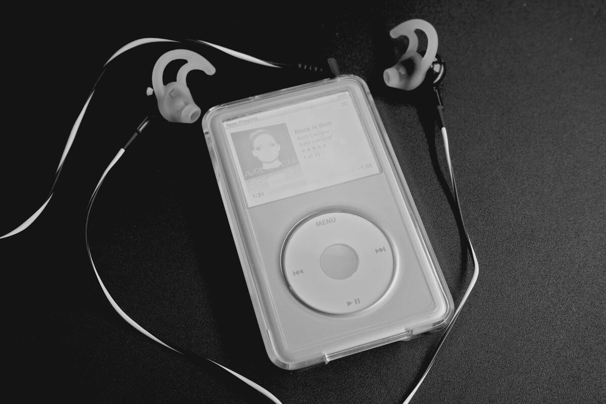 龙芯|听音乐，你需要这些“专业装备”