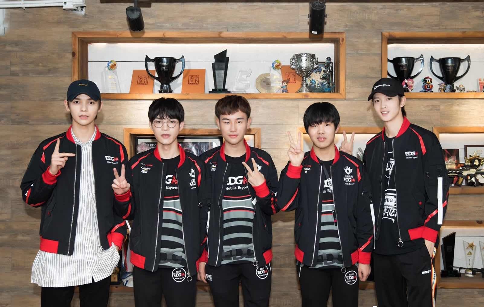 kpl▲KPL: 因太菜而转位置的选手, 迷神差点身败名裂, 榜4被喷惨了