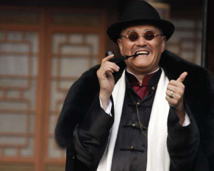 迈巴赫|赵本山的“移动皇宫”，重达12吨全国仅此一辆，迈巴赫也自叹不如