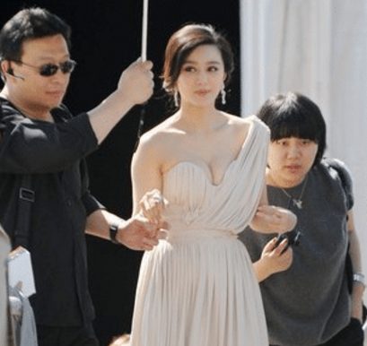 「范冰冰」看了范冰冰奶奶的照片，终于明白为何范冰冰这么漂亮了