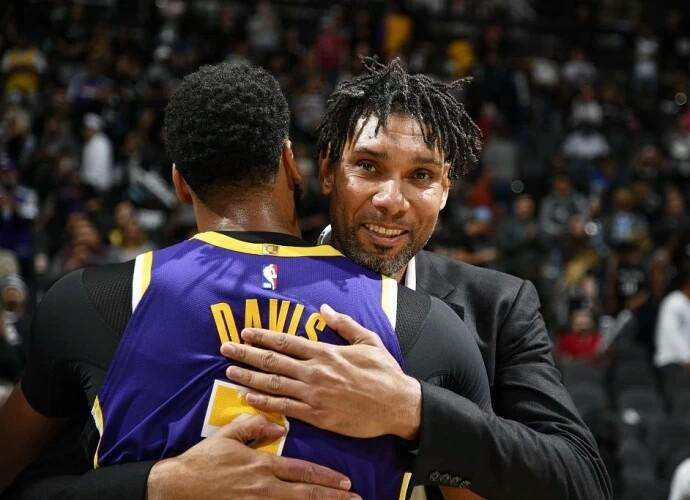 湖人队|湖人接班人正式诞生，詹姆斯甘愿辅佐31+11前锋上位