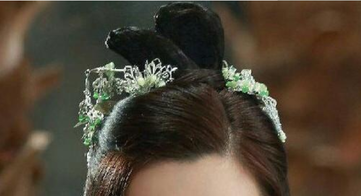 头饰:?看三生三世的头饰发型,猜12位角色!蛛网最好猜,珍珠冠是何人呢