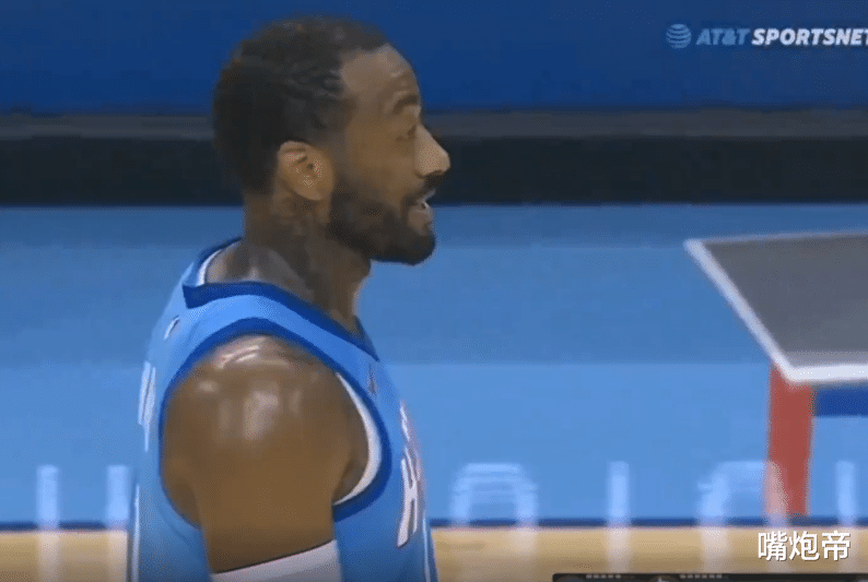 火箭队|空接之城！火箭3连空接打疯了，哈登秀一饼双吃，8000万双核33+13