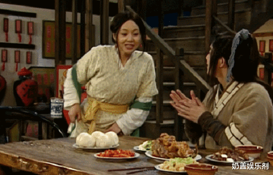 还珠格格|当年很火的三部剧:还珠、家有、武林,只有一部的饭菜是真的?