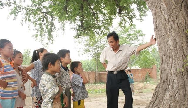 清华大学|男生花3000伪造清华大学录取通知书，老父亲花四五万欲摆宴席？