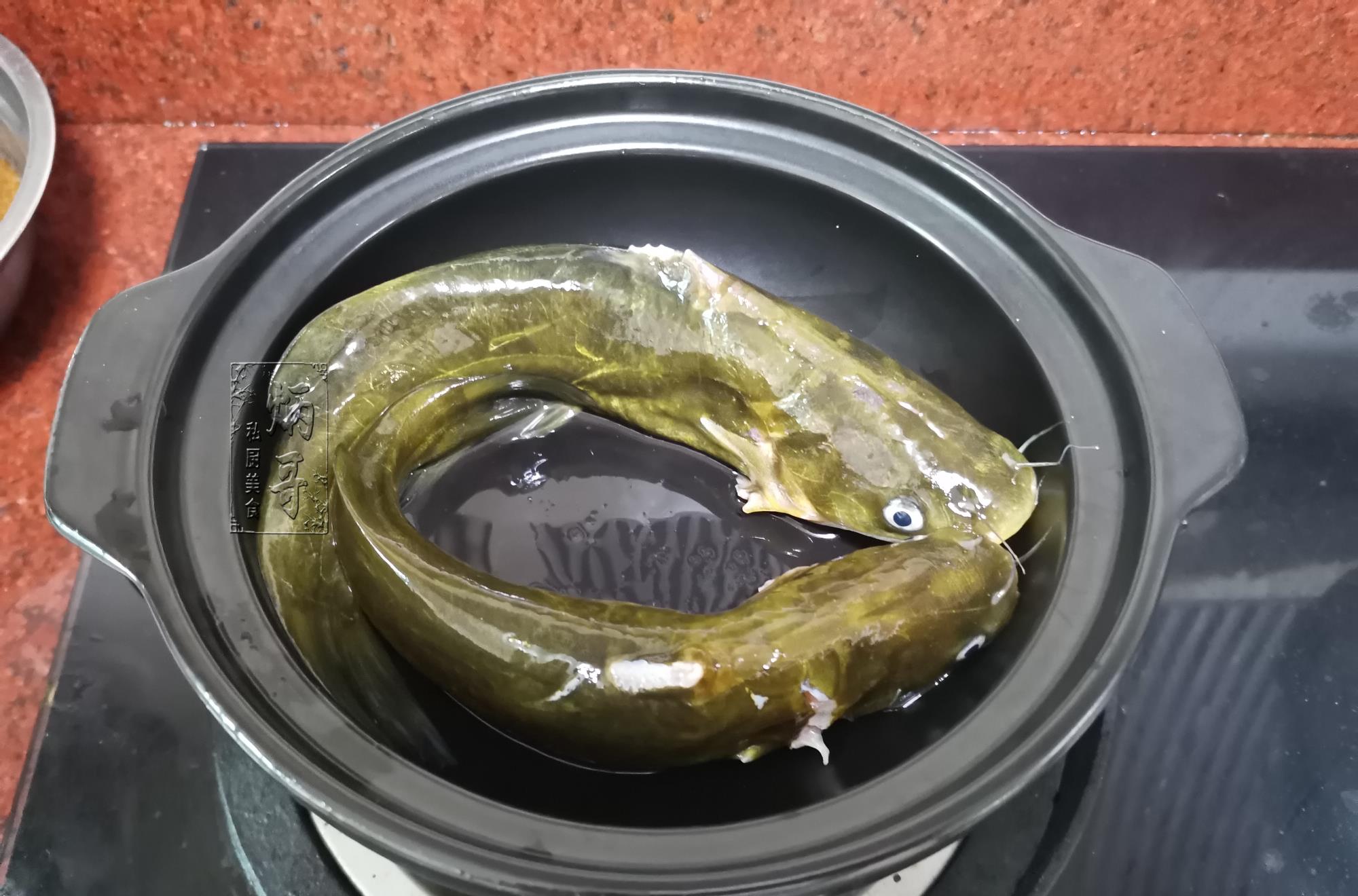 泡面|最适合冷天吃的下饭菜，简单焖一锅，比牛羊肉还鲜，不懂吃可惜了